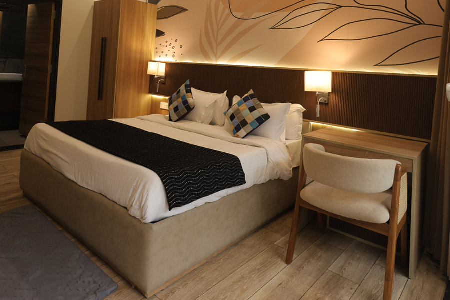 Stream View Room-9